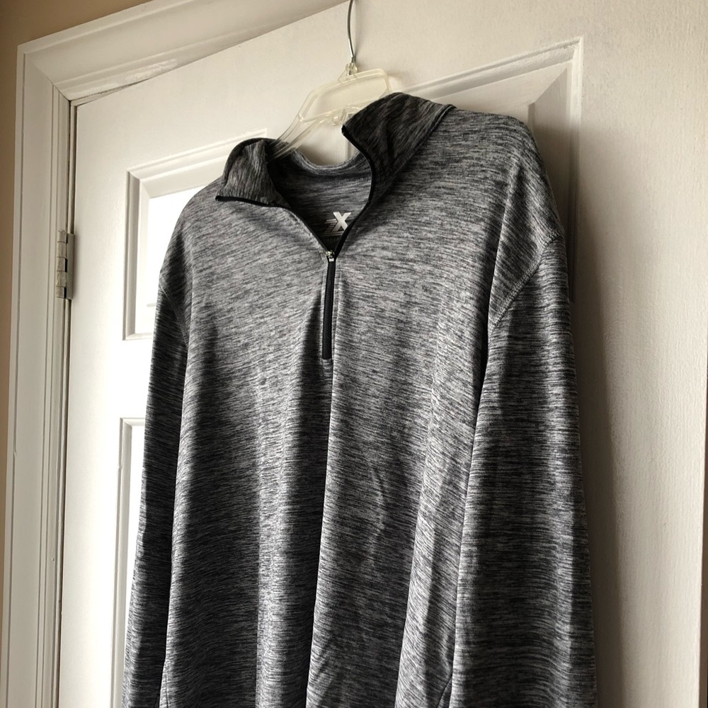 Light gray running pullover
